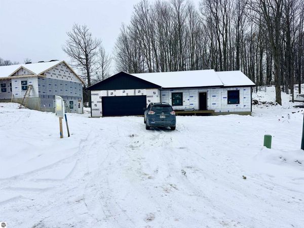 1044 Birmley Estates Drive, Traverse City, MI 49696