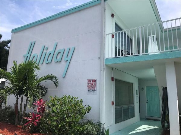 3212 NE 7th Pl, Unit 9, Pompano Beach, FL 33062