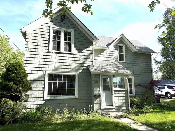616 E 8th, Moscow, ID 83843