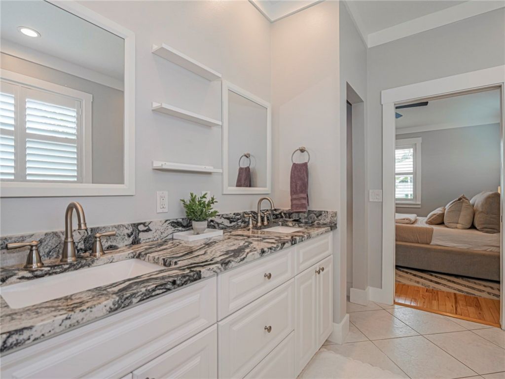 406 9th Court, Vero Beach, FL 32962 Photo