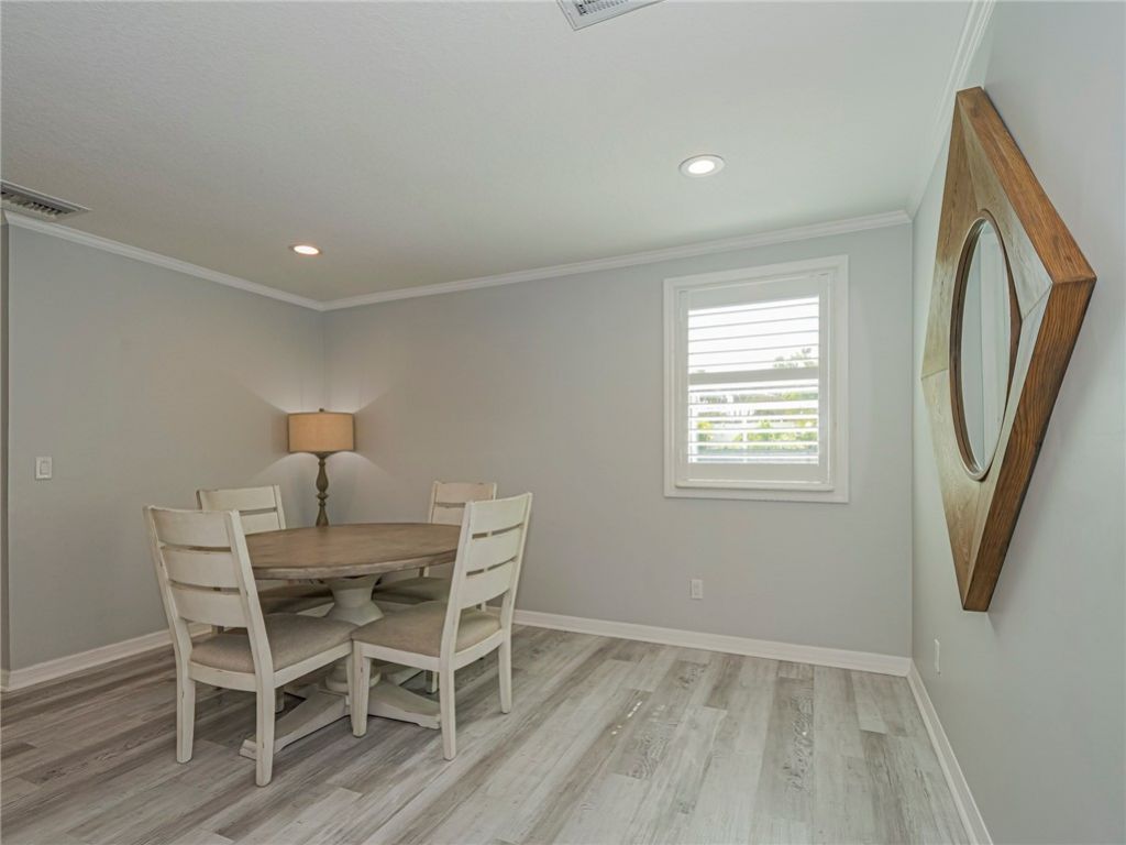 406 9th Court, Vero Beach, FL 32962 Photo