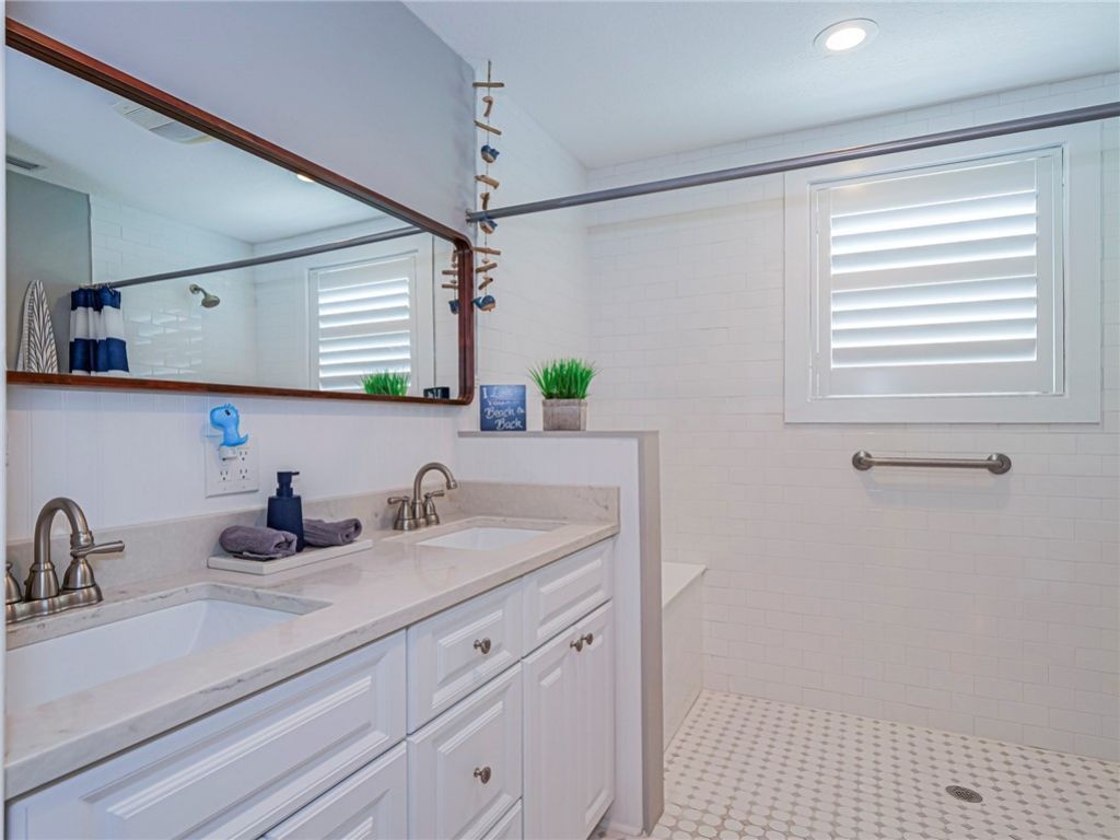 406 9th Court, Vero Beach, FL 32962 Photo