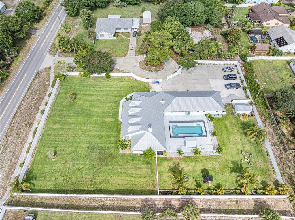 406 9th Court, Vero Beach, FL 32962 Photo