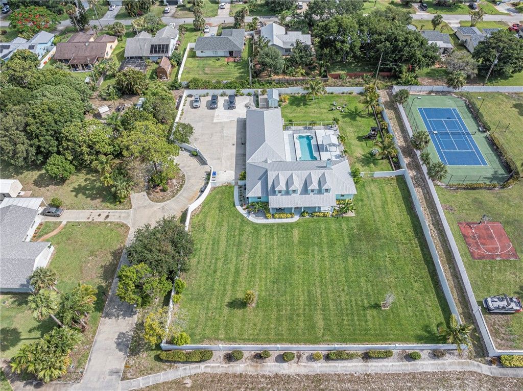 406 9th Court, Vero Beach, FL 32962 Photo