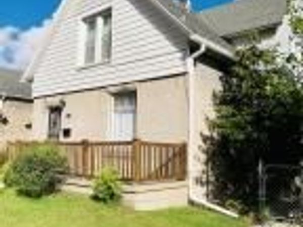 124 E 10th Street, Michigan City, IN 46360