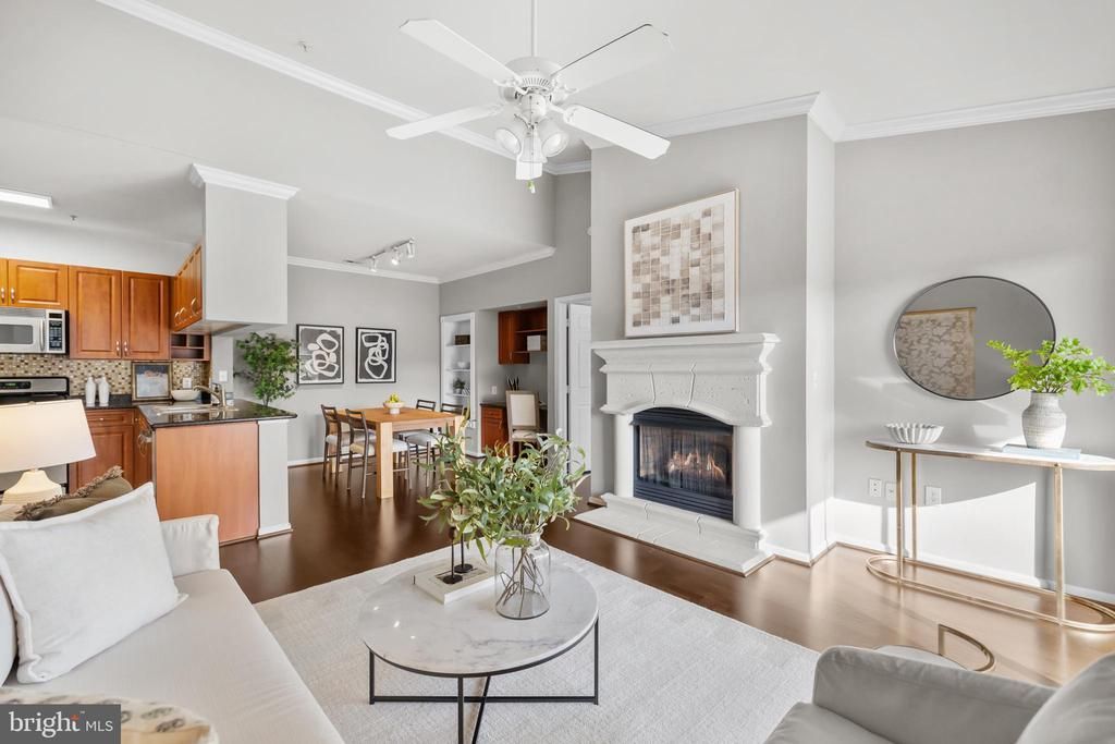 4415 Weatherington Lane, Unit 402, Fairfax, VA 22030 Main Photo