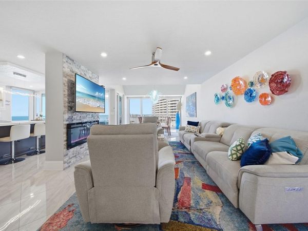 1390 GULF BOULEVARD, Unit PH 2, CLEARWATER BEACH, FL 33767