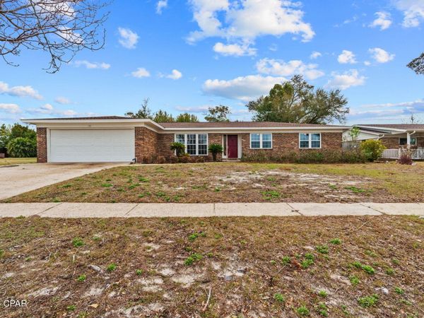 131 H L Sudduth Drive, Panama City, FL 32404