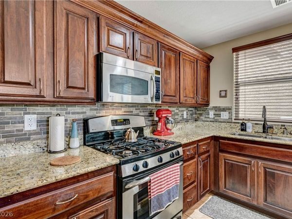 8944 Ryan Creek Avenue, Las Vegas, NV 89149