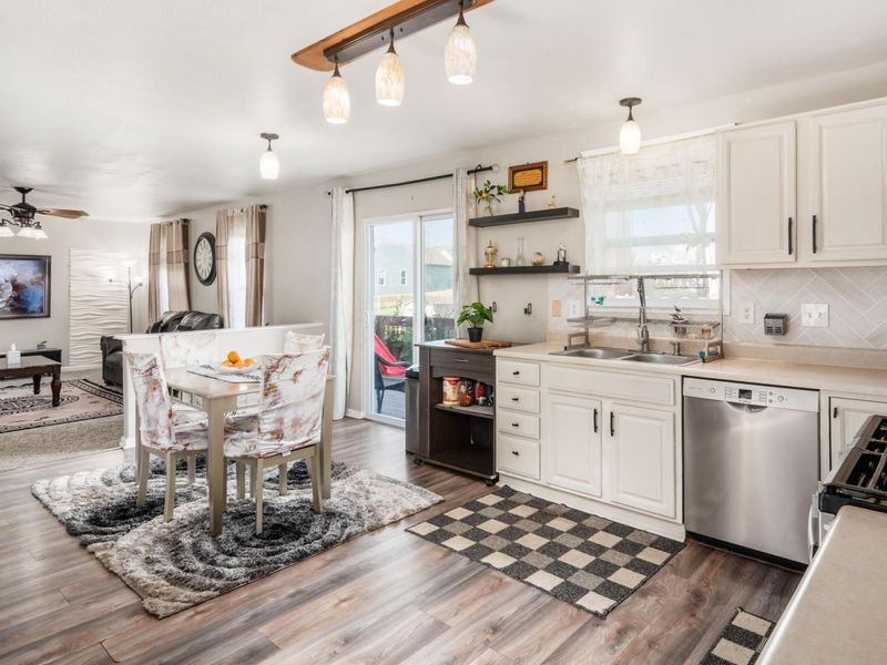 102 Parkdale Drive , Johnstown, OH 43031 Photo 11