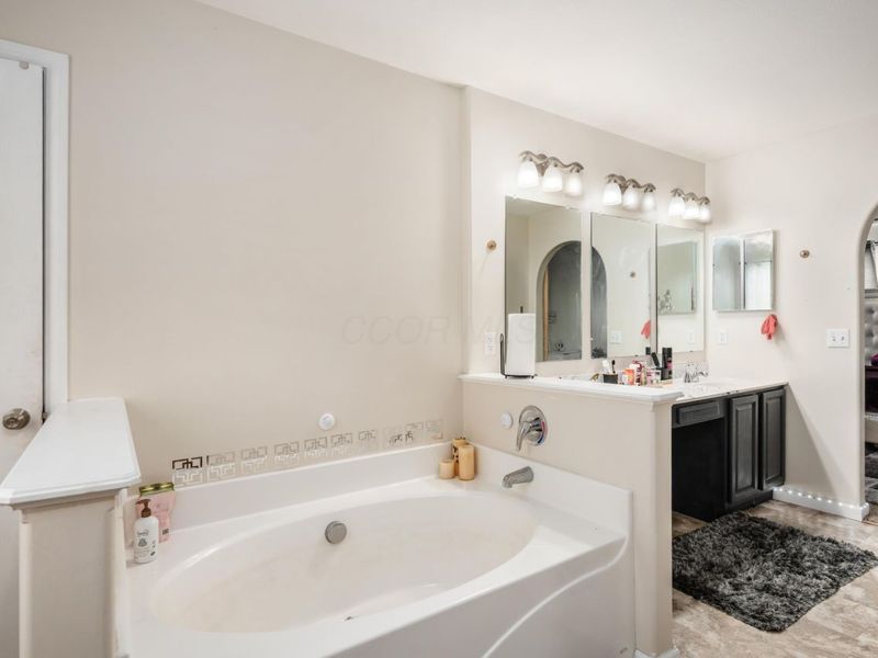 102 Parkdale Drive , Johnstown, OH 43031 Photo 18