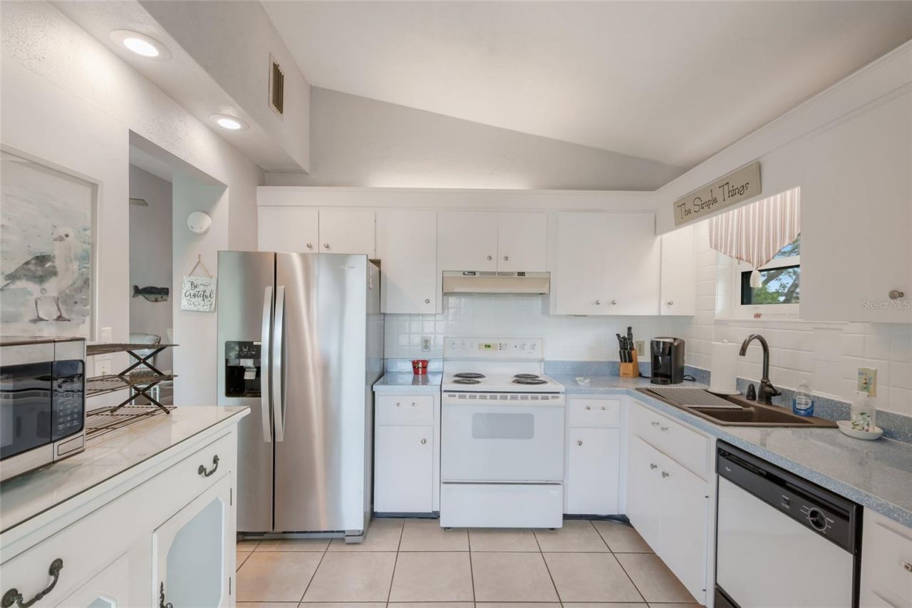 6080 Red Maple Road , Unit 708, Bradenton, FL 34210 Photo