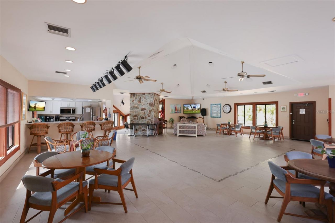 6080 Red Maple Road , Unit 708, Bradenton, FL 34210 Photo