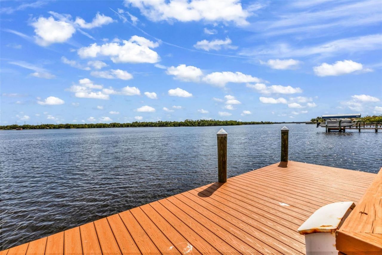 2300 Harbour Drive, Punta Gorda, FL 33983 Photo