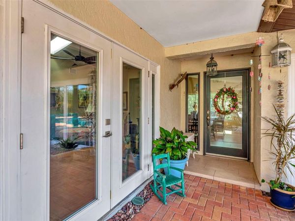 13528 AVISTA DRIVE, TAMPA, FL 33624