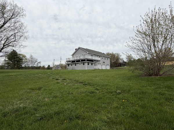 85 Elm Hill Drive, Clarendon, VT 05759