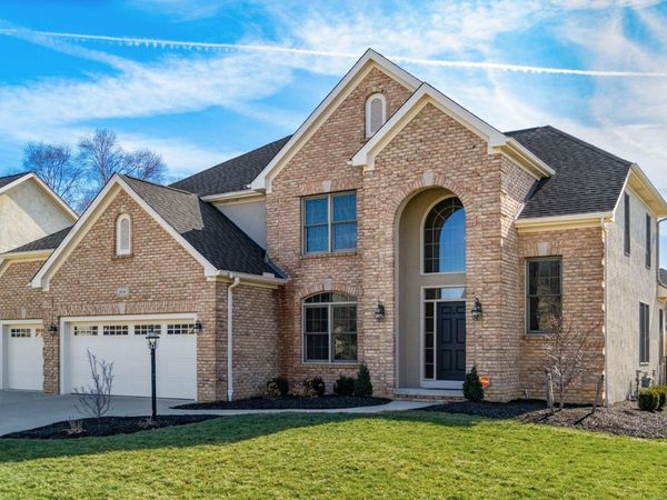 8118 Saybrook Drive, Westerville, OH 43082