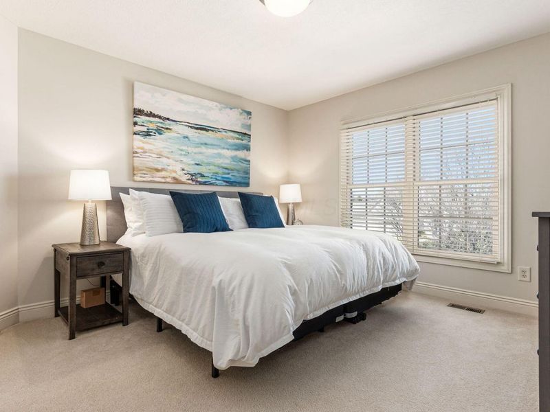 8118 Saybrook Drive, Westerville, OH 43082 Photo 24