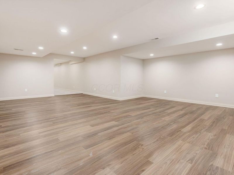 8118 Saybrook Drive, Westerville, OH 43082 Photo 35