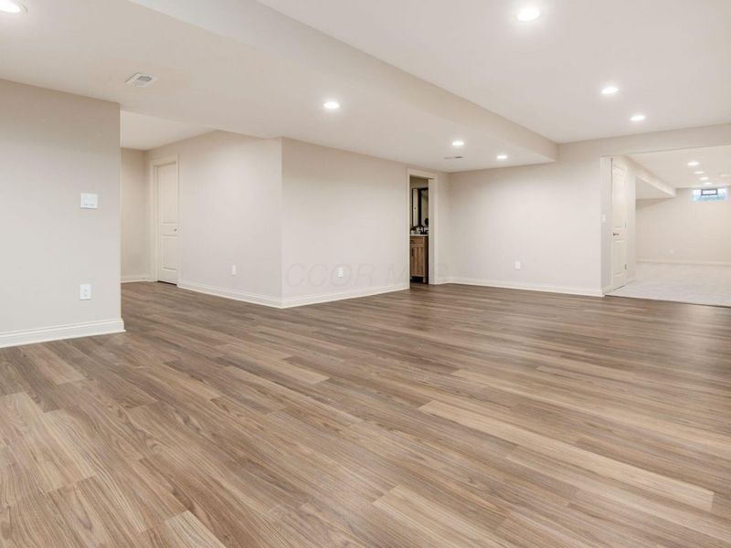 8118 Saybrook Drive, Westerville, OH 43082 Photo 36