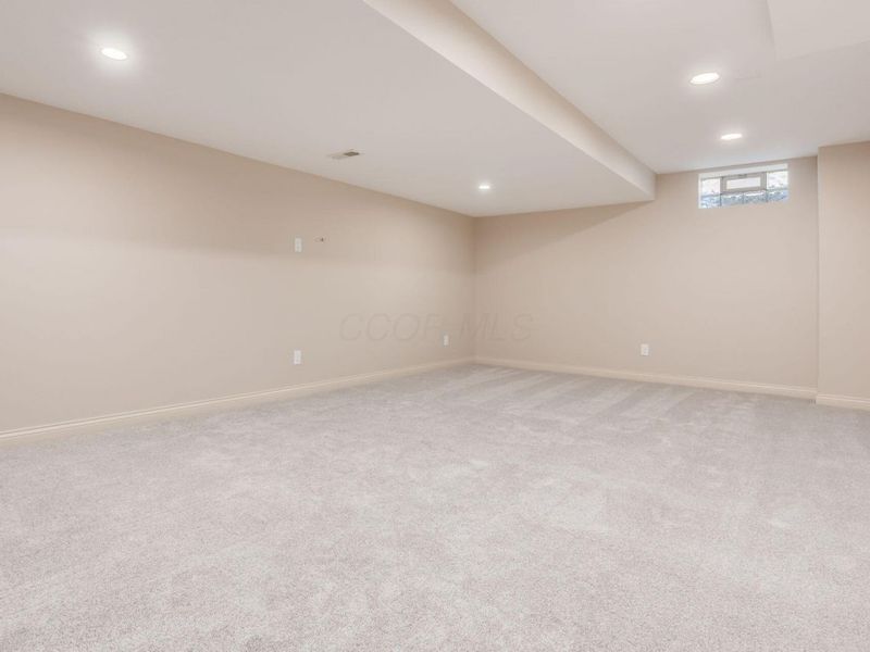 8118 Saybrook Drive, Westerville, OH 43082 Photo 37