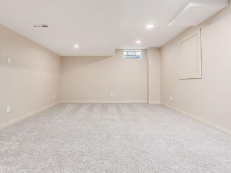 8118 Saybrook Drive, Westerville, OH 43082 Photo 38