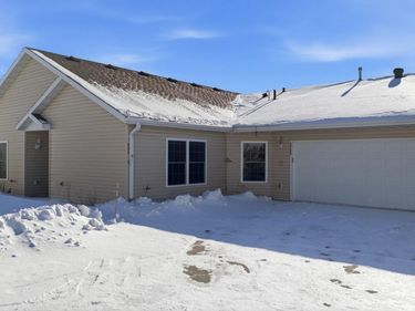 5323 University Drive S, Unit D, Fargo, ND 58104