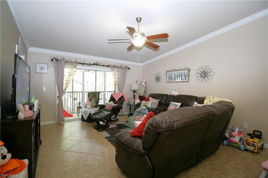 1113 Winding Pines Cir, Unit 205, Cape Coral, FL 33909 Photo