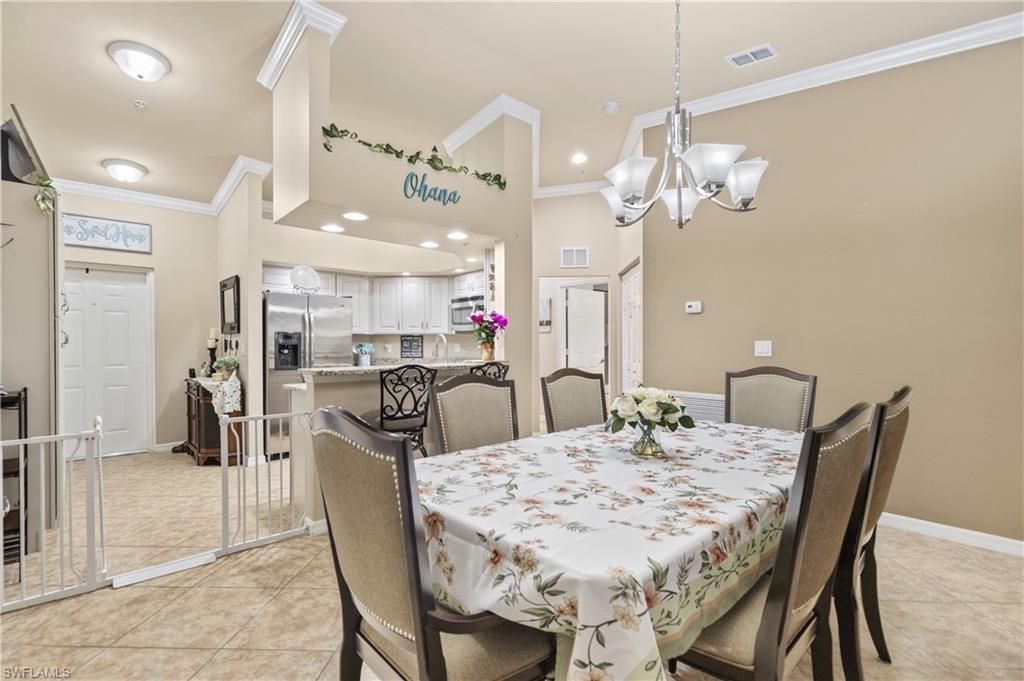 1113 Winding Pines Cir, Unit 205, Cape Coral, FL 33909 Photo