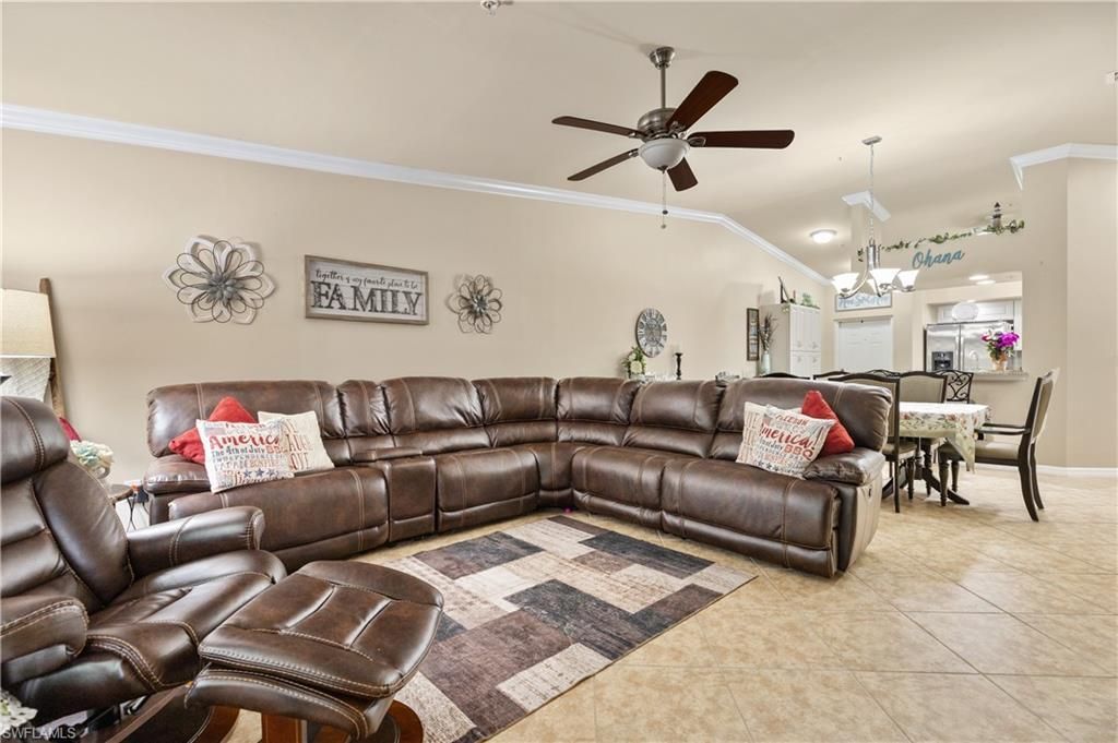 1113 Winding Pines Cir, Unit 205, Cape Coral, FL 33909 Photo