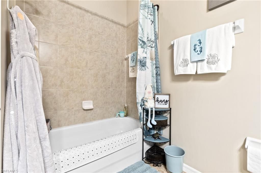 1113 Winding Pines Cir, Unit 205, Cape Coral, FL 33909 Photo