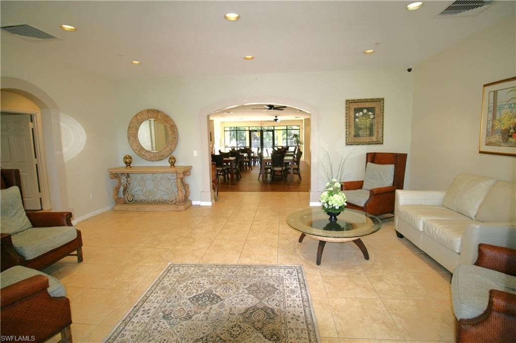 1113 Winding Pines Cir, Unit 205, Cape Coral, FL 33909 Photo