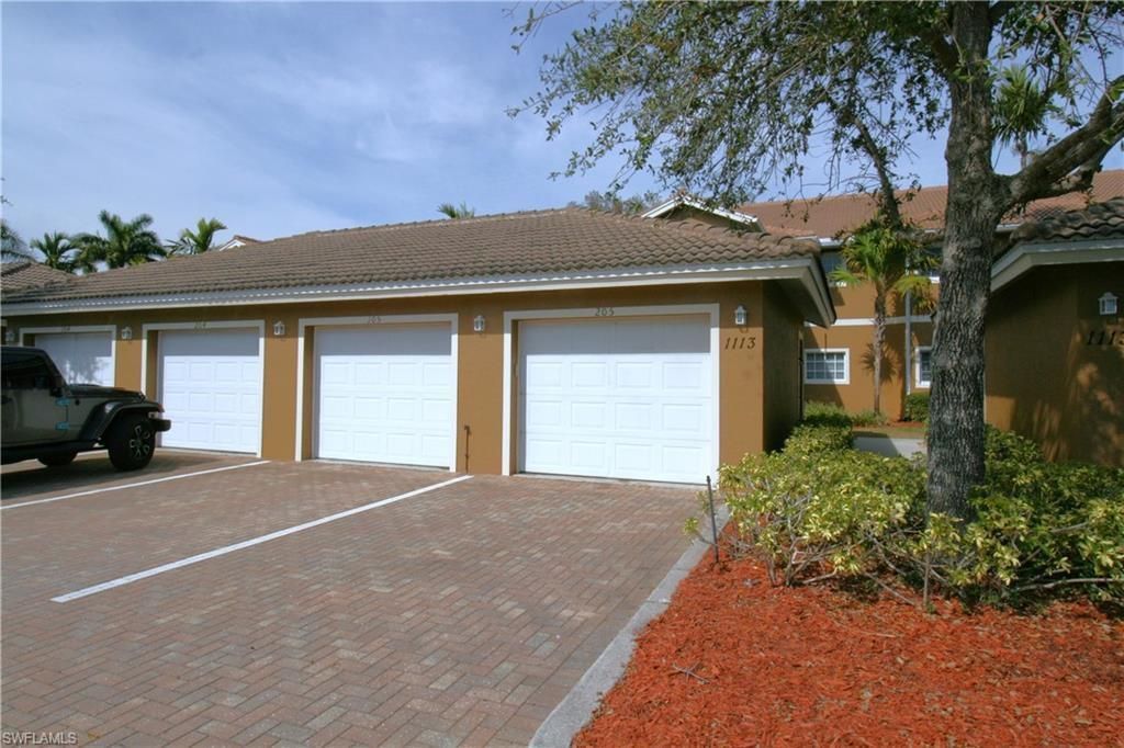 1113 Winding Pines Cir, Unit 205, Cape Coral, FL 33909 Photo