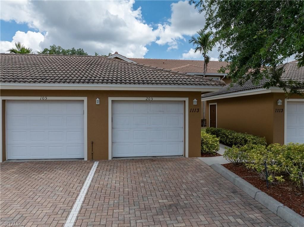 1113 Winding Pines Cir, Unit 205, Cape Coral, FL 33909 Photo