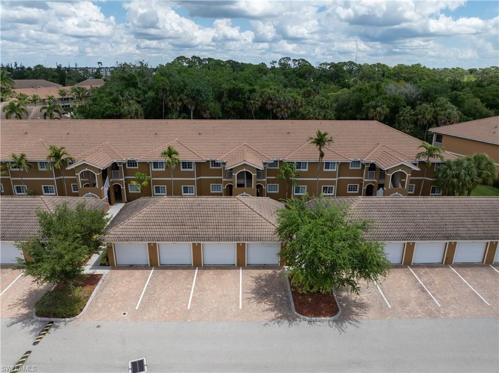 1113 Winding Pines Cir, Unit 205, Cape Coral, FL 33909 Photo