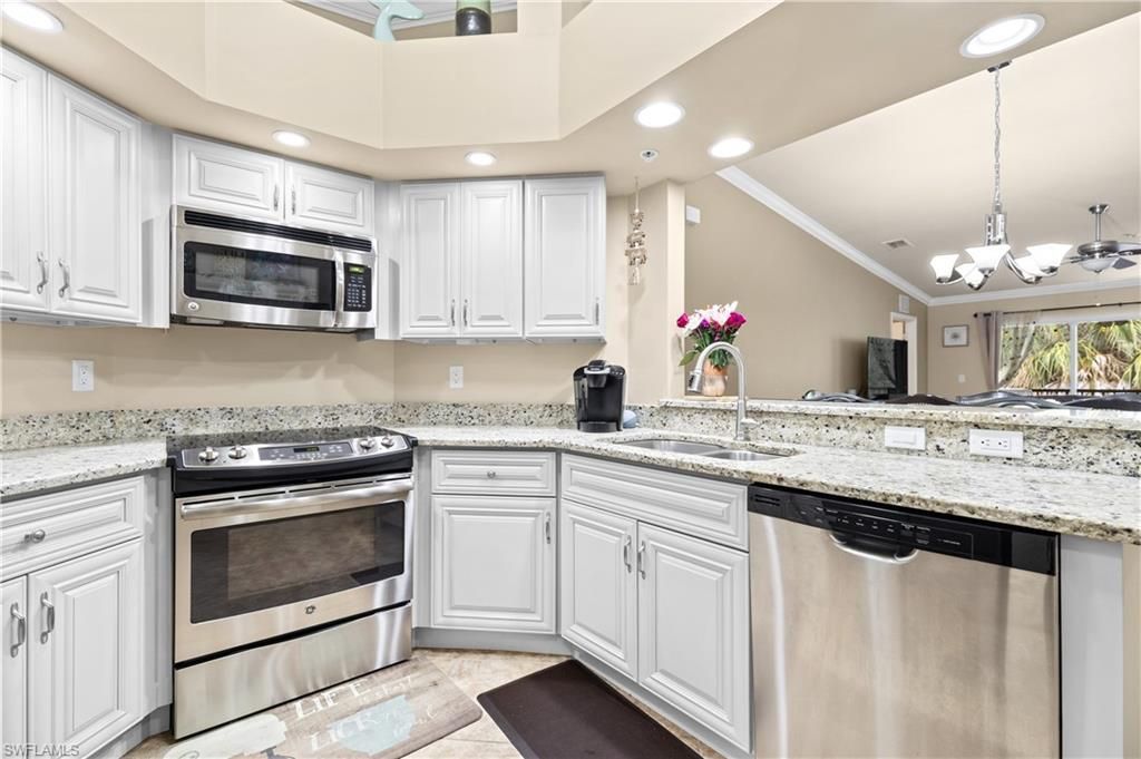 1113 Winding Pines Cir, Unit 205, Cape Coral, FL 33909 Photo