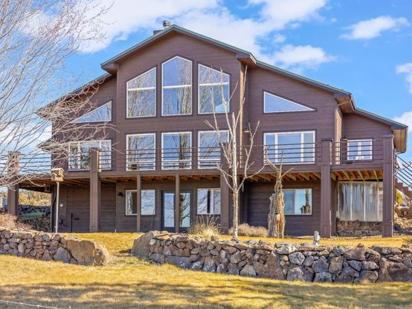 1164 SW Parrish Lane, Powell Butte, OR 97753