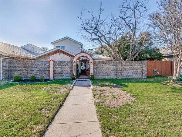 12605 Hornbeam Drive, Dallas, TX 75243