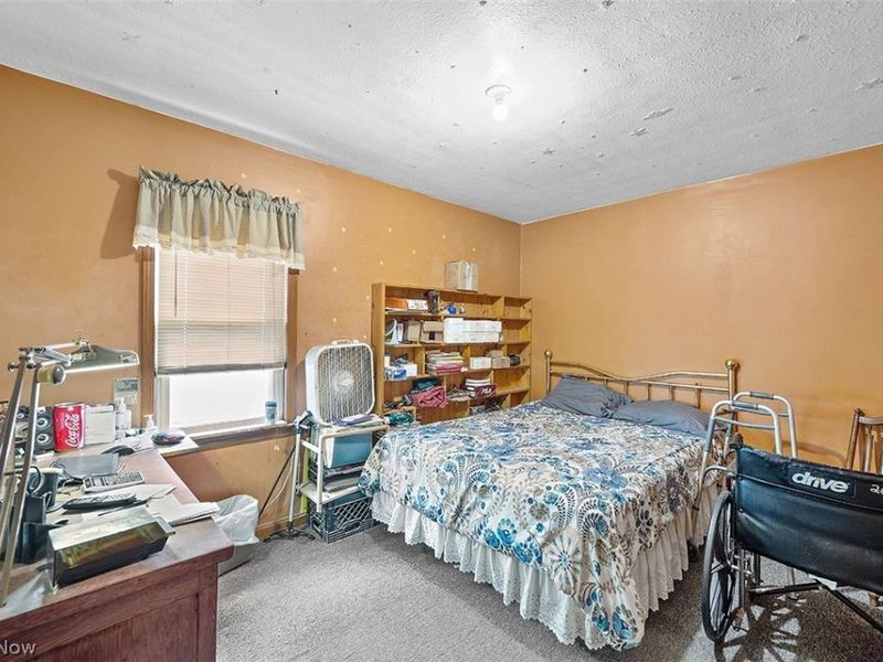 12512 York Boulevard, Garfield Heights, OH 44125 Photo 13