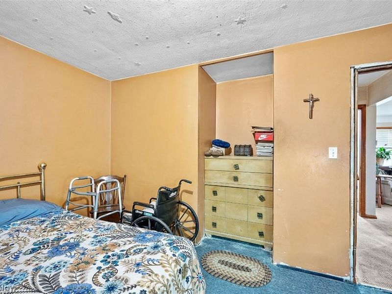 12512 York Boulevard, Garfield Heights, OH 44125 Photo 14