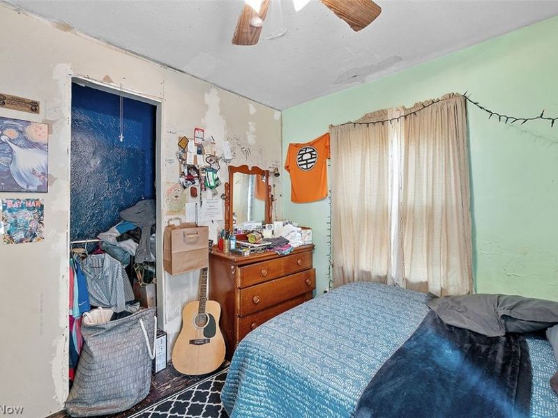 12512 York Boulevard, Garfield Heights, OH 44125 Photo 16