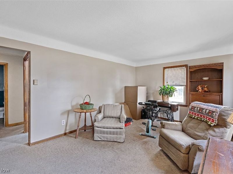 12512 York Boulevard, Garfield Heights, OH 44125 Photo 18