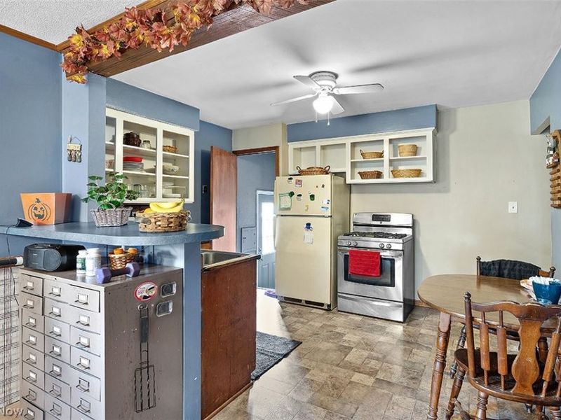 12512 York Boulevard, Garfield Heights, OH 44125 Photo 30