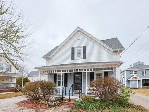 4 Roosevelt St, Wareham, MA 02571