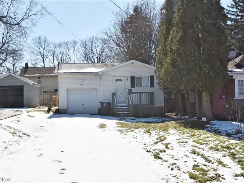 734 Corice Street, Akron, OH 44306 Photo 18