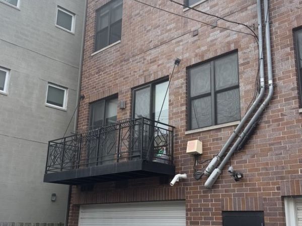 2507 N MILWAUKEE Avenue, Unit 2N, Chicago, IL 60647