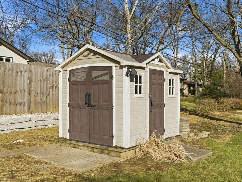 3900 Hillview Drive , Upper Arlington, OH 43220 Photo 14