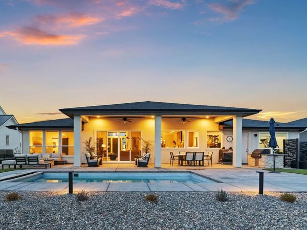 1873 W Oakhampton Drive, Eagle, ID 83616