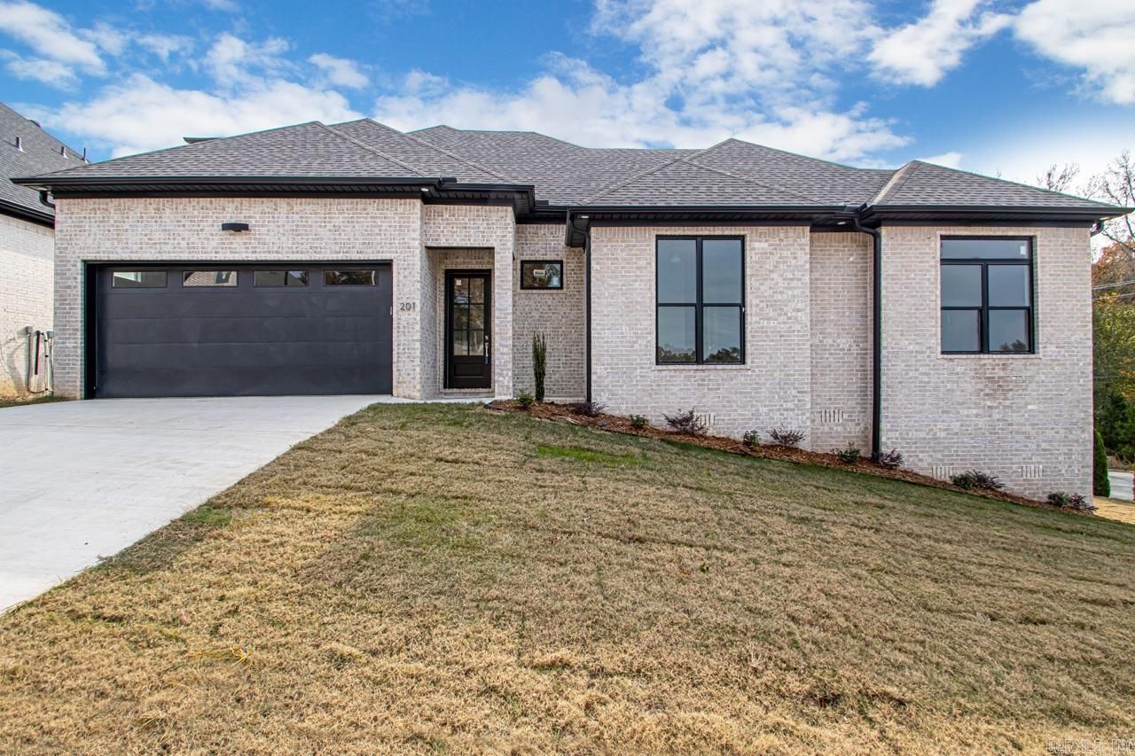 201 Kanis Ridge Drive Little Rock, AR 72223