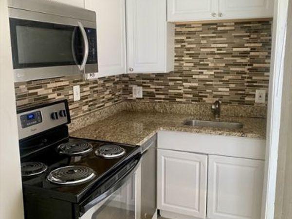 32 Hinckley Street, Unit 1R, Somerville, MA 02145